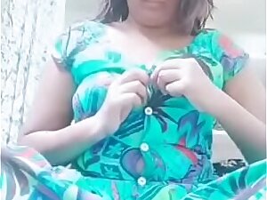 Swathi naidu sexy latest boobs show part-1