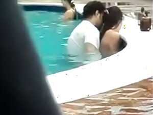 desi doctor fucking wife pussy in swimming