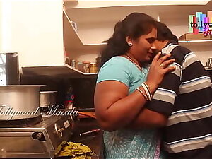 Hot desi masala aunty seduced by a teen boy