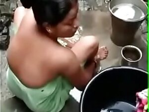 Bhabhi bathing video