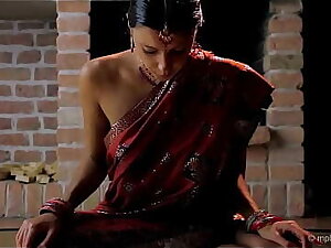 Gorgeous skinny Indian teen erotic dance & finger-fucking